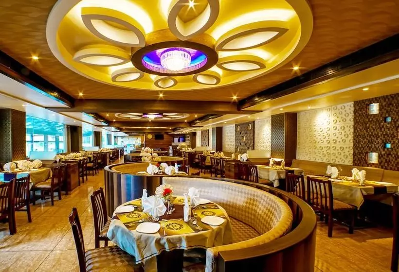 Fotos del hotel Treebo Trend Rajathadri Palace:  15