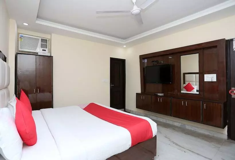 Fotos del hotel Oyo 10557 Modesty Le Mount:  25