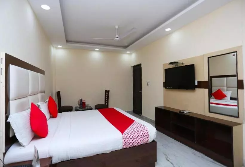 Fotos del hotel Oyo 10557 Modesty Le Mount:  7