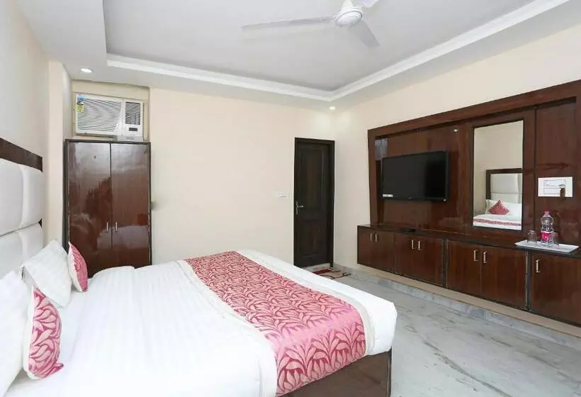 Fotos del hotel Oyo 10557 Modesty Le Mount:  8