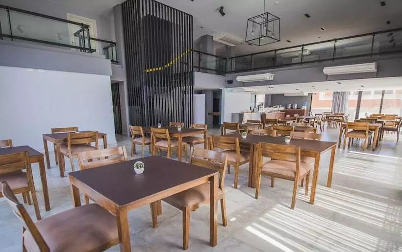 Fotos del hotel Aatrac:  16