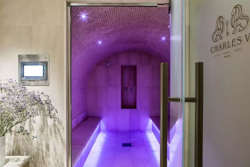 Fotos del hotel Charles V:  2