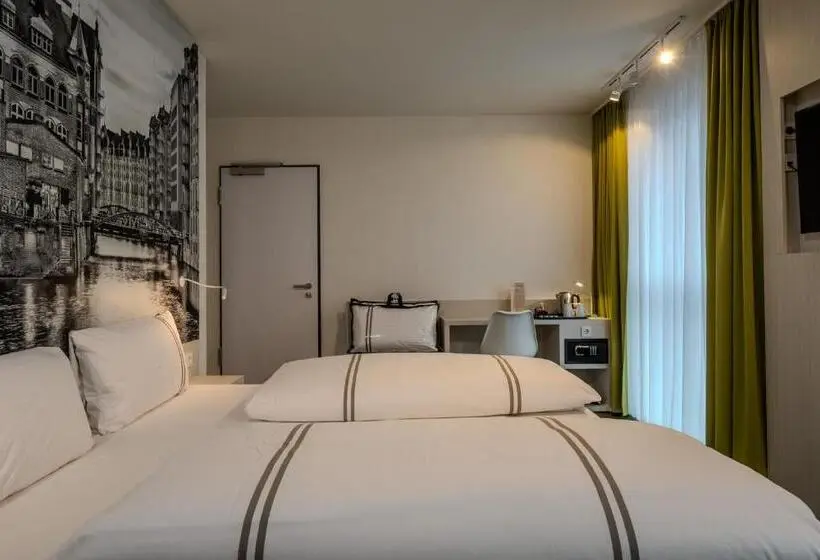 Fotos del hotel Super 8 By Wyndham Hamburg Mitte:  8