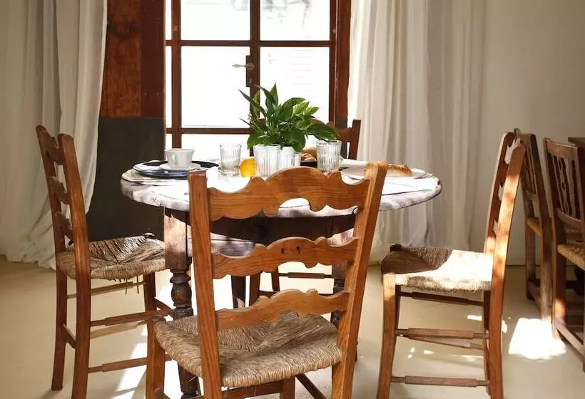 Fotos del hotel Ca Sa Tieta   De Interior:  14
