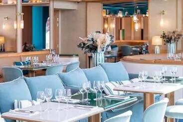 Le Cafe De Paris - Biarritz
