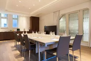 Kozmo Hotel Suites & Spa   Small Luxury Hotels Of The World - Budapest