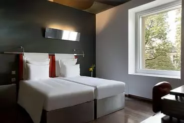 The Hotel Lucerne, Autograph Collection - Lucerna