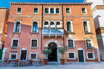Ca Pisani - Venecia