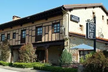 La Casona De Revolgo - Santillana del Mar