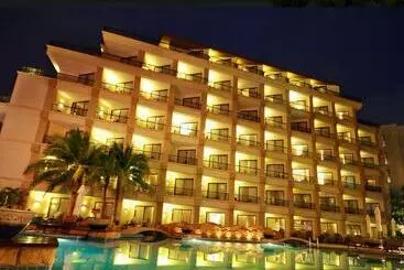 Garden Cliff Resort And Spa - Pattaya