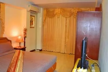 Silver Gold Garden Suvarnabhumi Airport - Bangkok