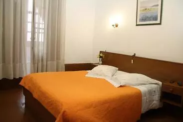 Monte Sinai Guest House - Porto