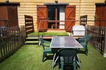Dúplex Con Jardín En Pirineos, Totalmente Equipado - Villanua