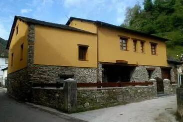 Casa Xuaquin - Cangas del Narcea