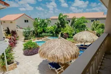 Impressive 2 Bedroom Apartment 2km From Eagle Beach - Palm Beach