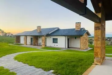 El Pueblín Del Pinar - Navia