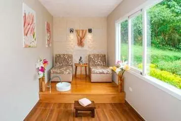 Las Terrazas De Dana Boutique Lodge & Spa - Quito