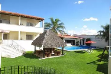 Tequisprofeno. El único antiestrés que se puede disfrutar con queso y vino ¡Reserva tu posada hoy! - Tequisquiapan