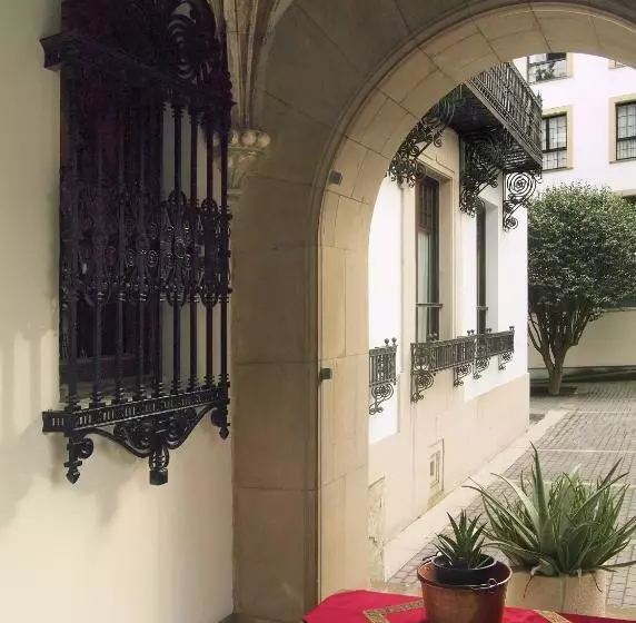 Fotos del hotel Palacio Arias:  19