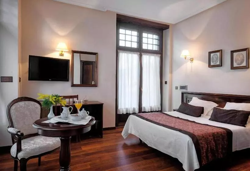 Fotos del hotel Palacio Arias:  16