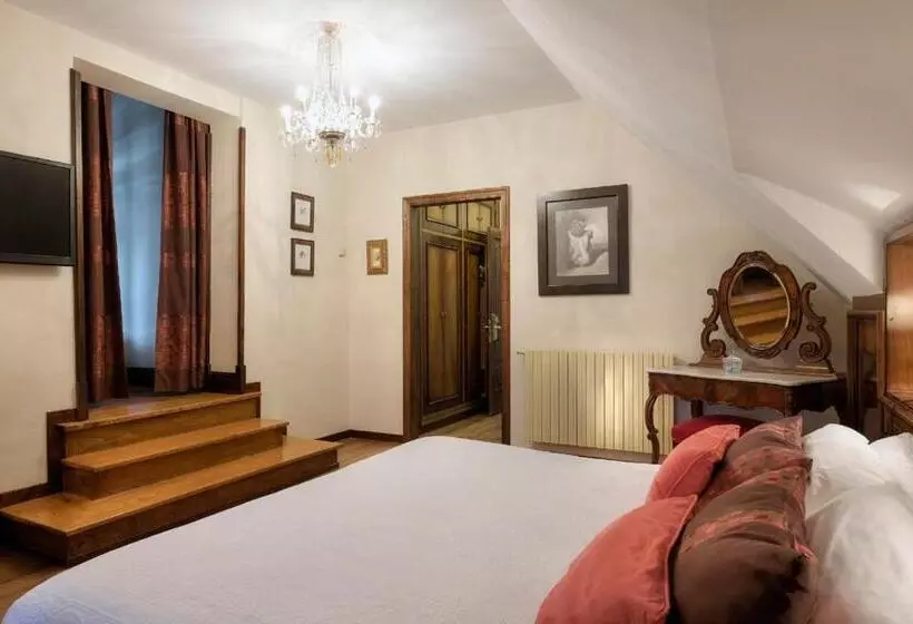 Fotos del hotel Palacio Arias:  22