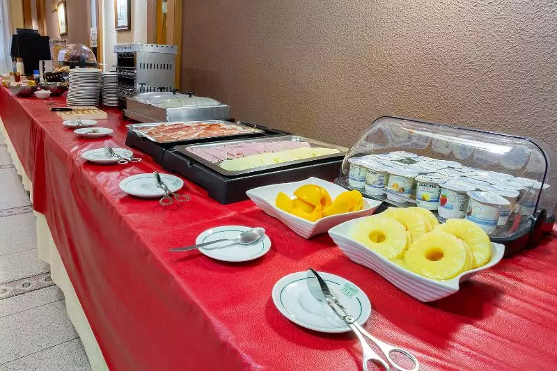 Fotos del hotel Zeus:  23