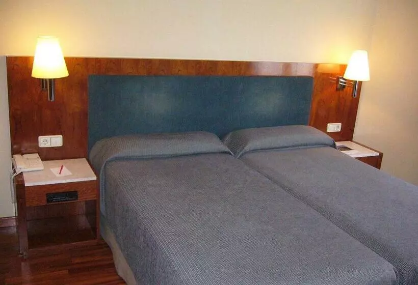 Fotos del hotel Ginosi Pedralbes:  21