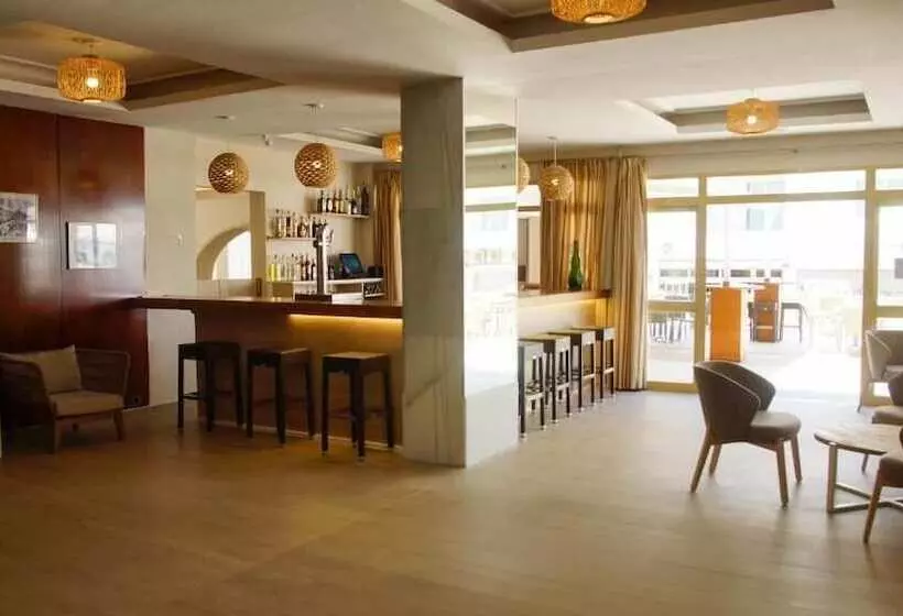 Fotos del hotel Iris:  11