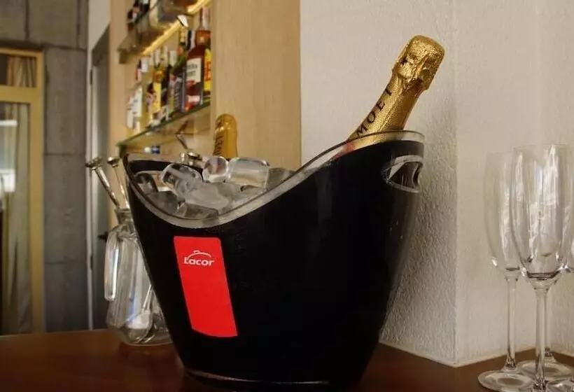 Fotos del hotel Iris:  13