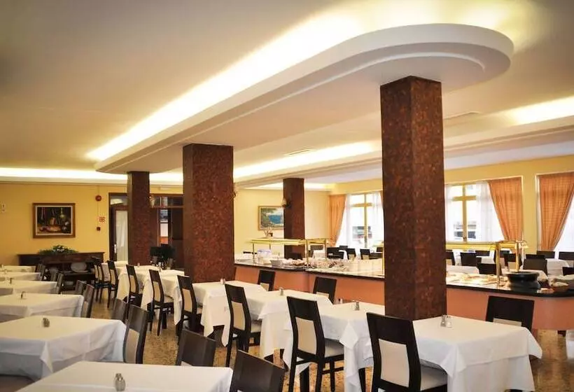 Fotos del hotel Iris:  10