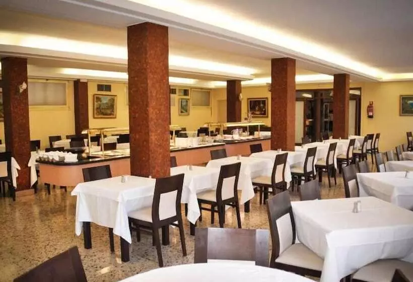 Fotos del hotel Iris:  4