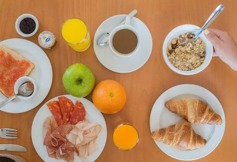 Fotos del hotel Orosol:  4