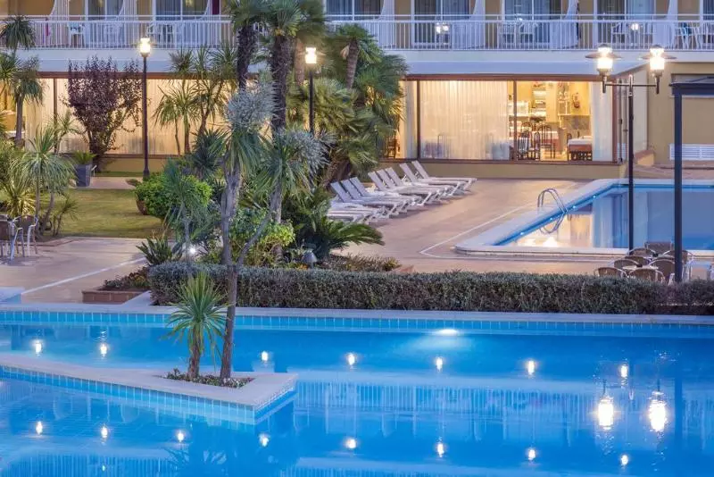 Fotos del hotel President:  12