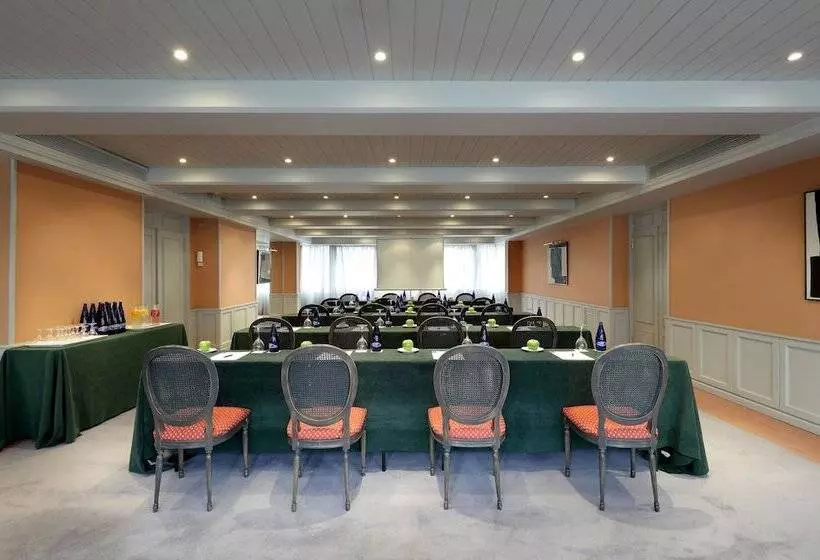 Fotos del hotel Crisol Puerta De Burgos:  5