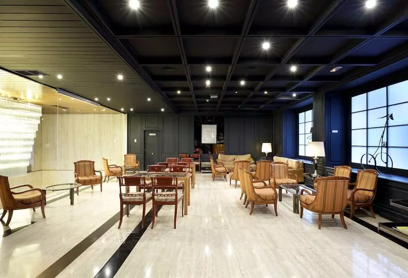 Fotos del hotel Crisol Puerta De Burgos:  18