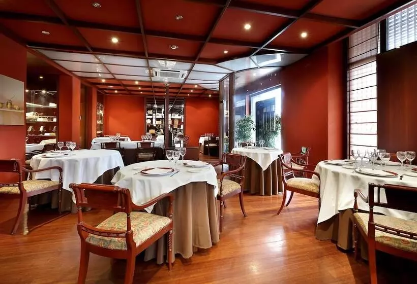 Fotos del hotel Crisol Puerta De Burgos:  19