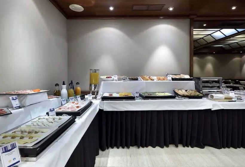 Fotos del hotel Crisol Puerta De Burgos:  25