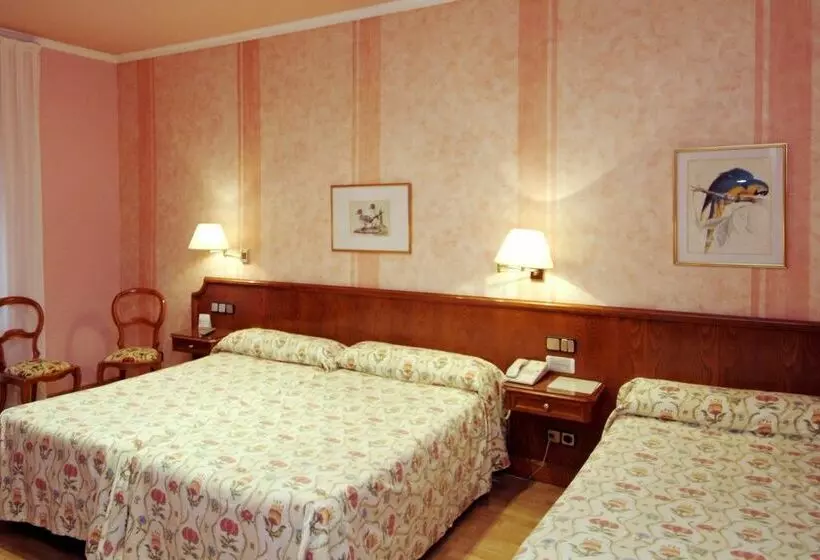 Fotos del hotel Regencia Colón:  2