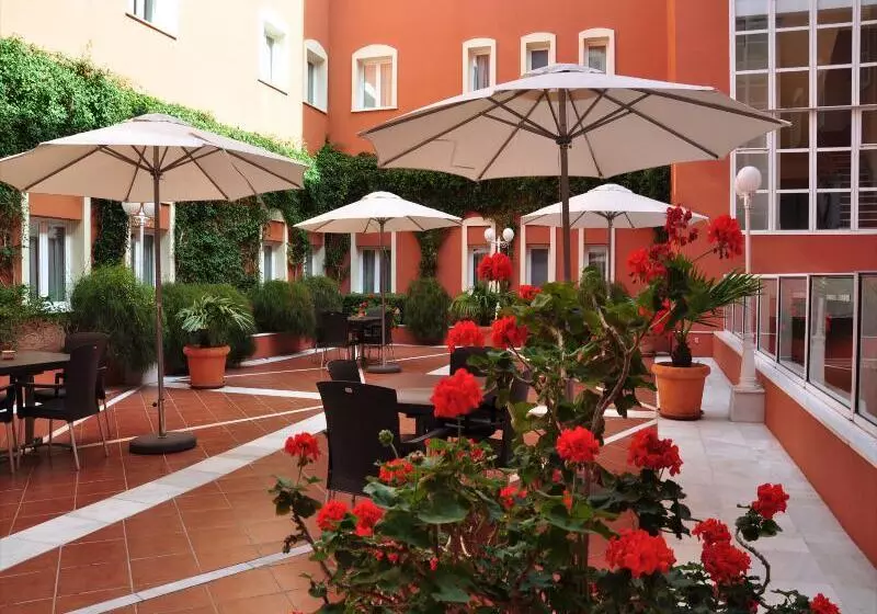 Fotos del hotel Alborán Chiclana:  11