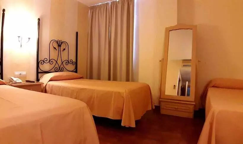 Fotos del hotel Alborán Chiclana:  10