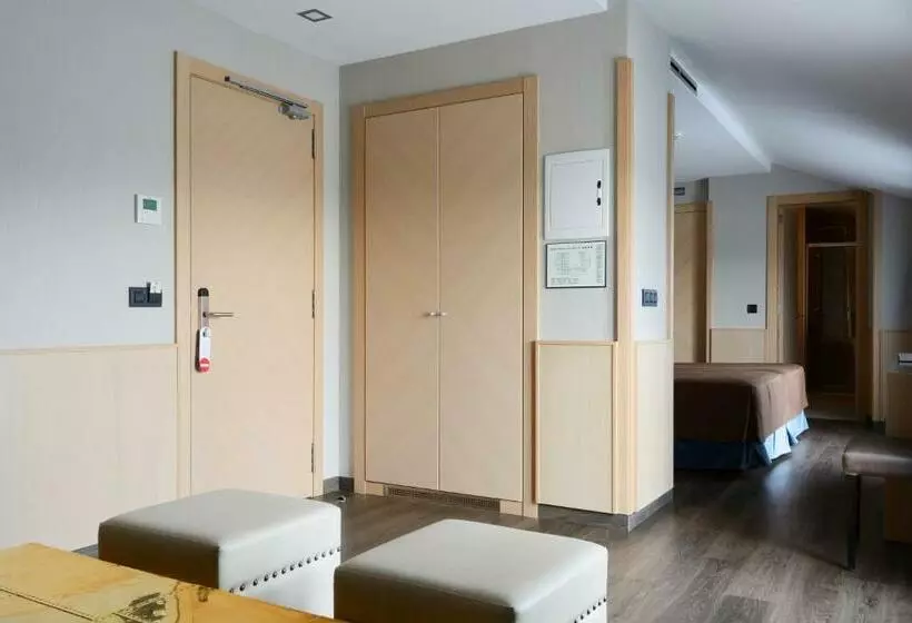 Fotos del hotel Pedro I de Aragón 4* Sup:  25