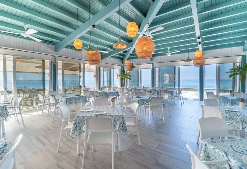 Fotos del hotel Playa De La Luz:  60