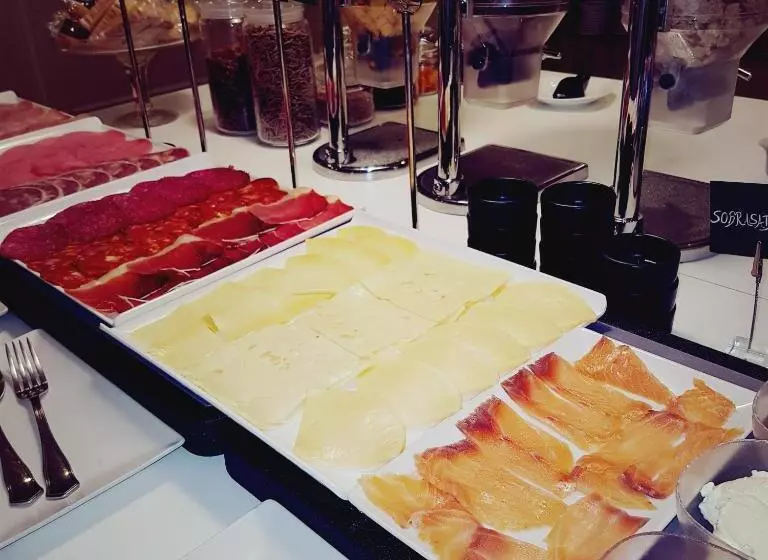 Fotos del hotel Cristina:  13