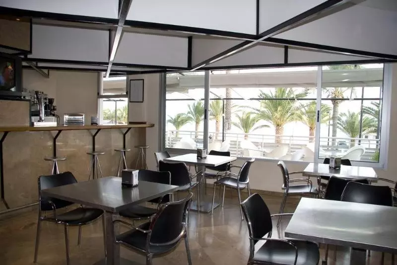 Fotos del hotel Neptuno:  7