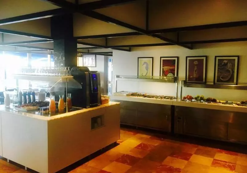 Fotos del hotel Neptuno:  3