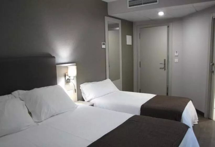 Fotos del hotel Ton:  9