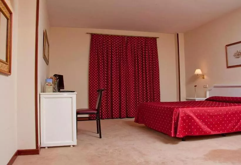 Fotos del hotel Tudanca Benavente:  18