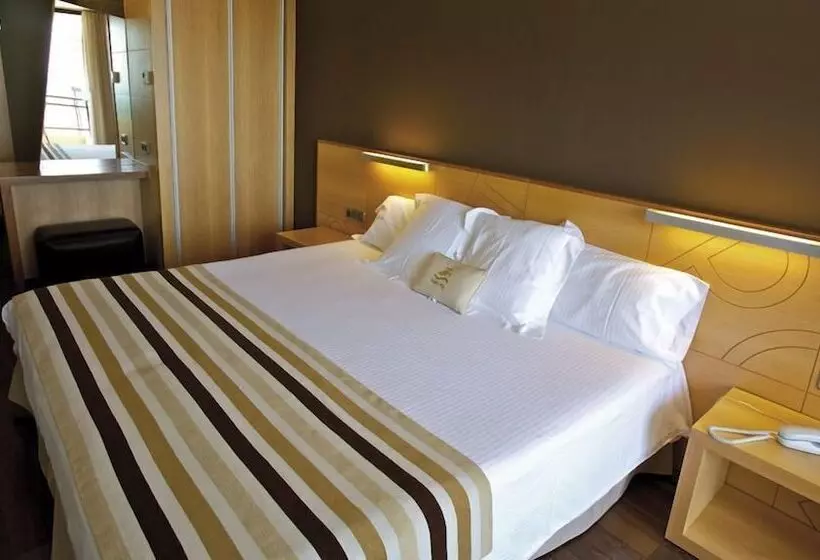 Fotos del hotel Restaurant Sant Pol:  18