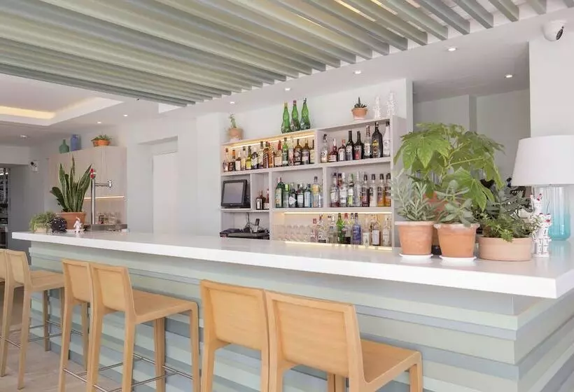 Fotos del hotel La Goleta Hotel De Mar - Adults Only:  8