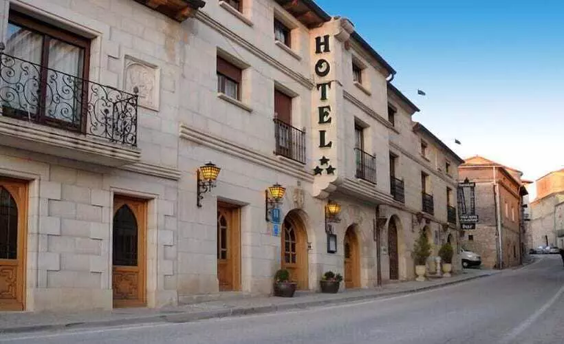 Fotos del hotel Santo Domingo De Silos:  5